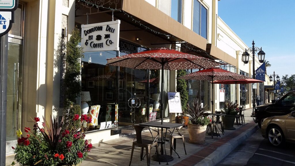 Harvard Street in Downtown Hemet California