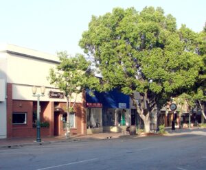 Downtown Redlands street view used as a local context image for Greensleeves Steakhouse