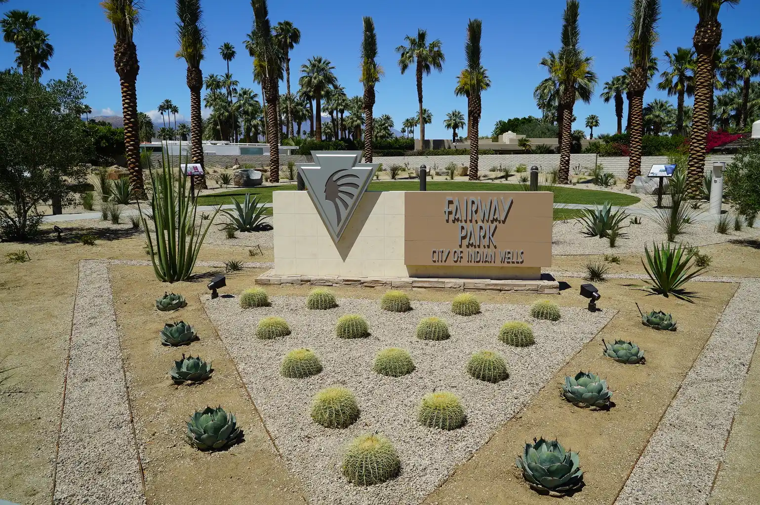 Entrance plaza and desert landscaping at Fairway Park